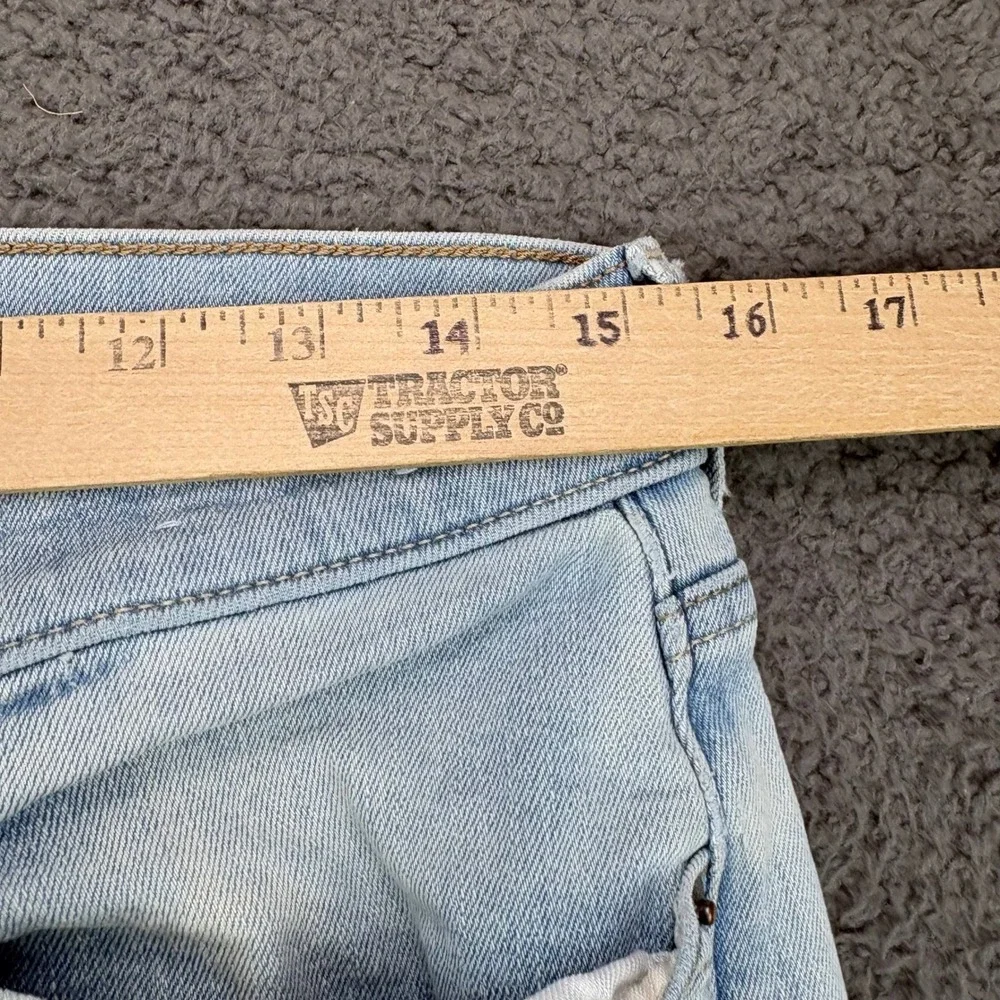 Hollister Athletic Straight Advanced Stretch Light Wash Distressed Jeans‎ 31x32